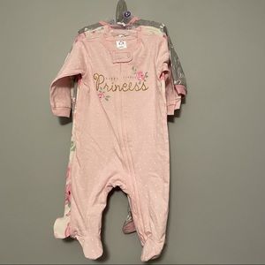 GERBER set of Baby Girl Sleepers